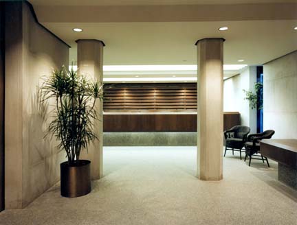 Photo: US Trust Co., NYC, Modern banking floor near elevator